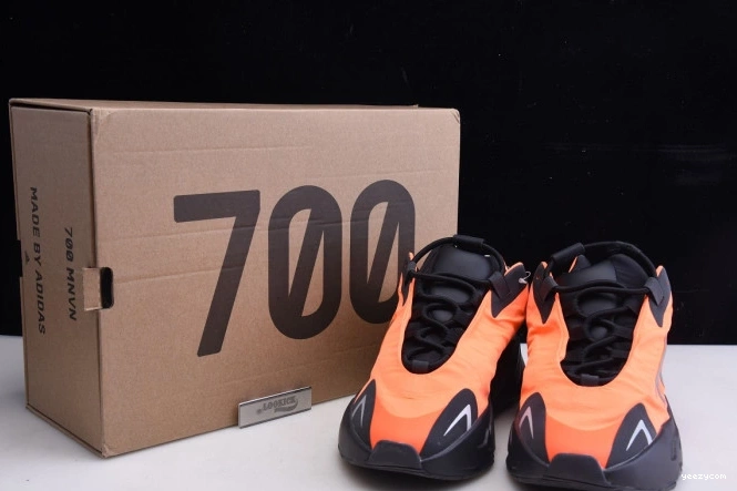 Orange Boost Yeezy 700 FV3258 MNVN Adidas 0810